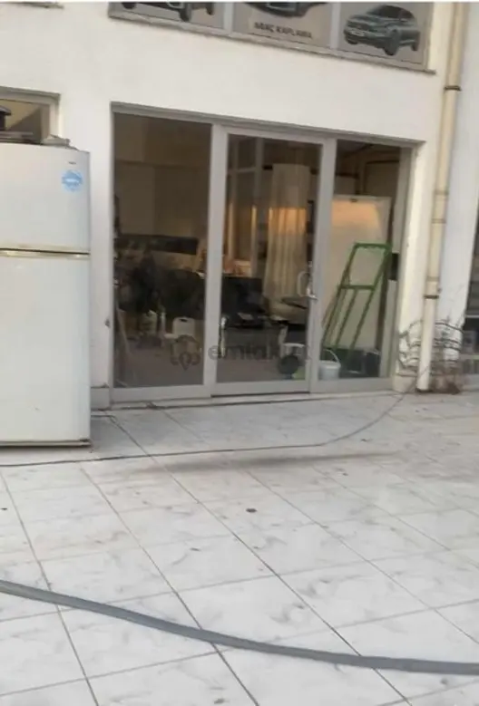 Erenlerde Köşe Konumlu Dükkan - 2