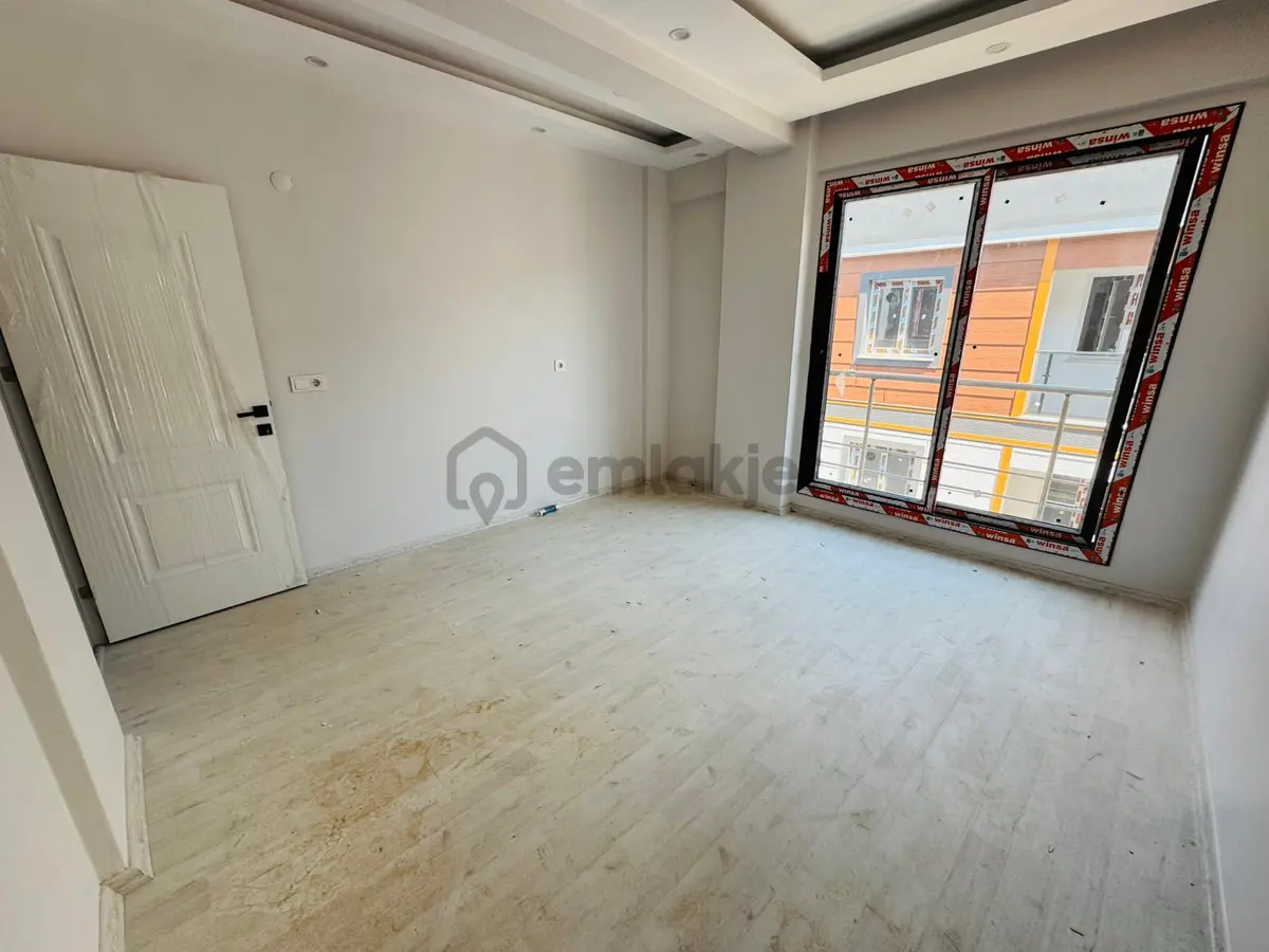 Muradiye Mahallesinde Sıfır 2+1 Ara Kat Daire Fırsatı - 4