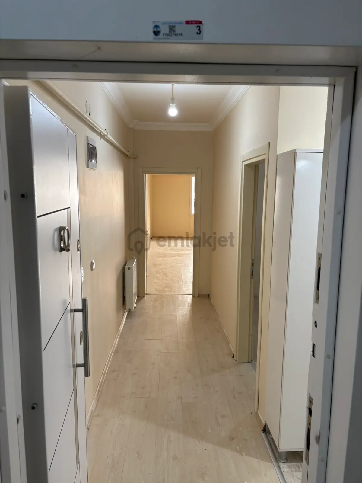 Sahibinden Merkezde / 1+1 / Eşyasız - 14