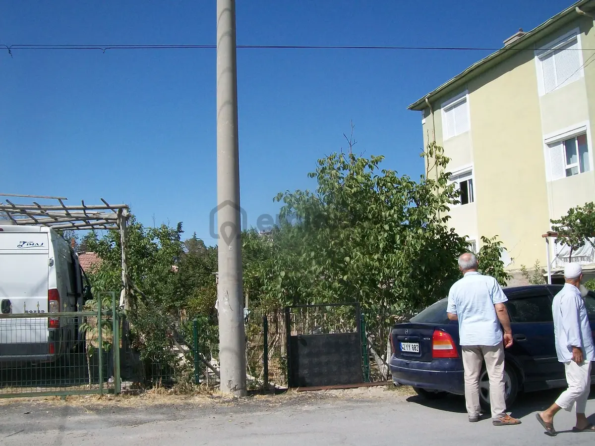 Müstakil Türbe Mah.de Net 698 M² - 12