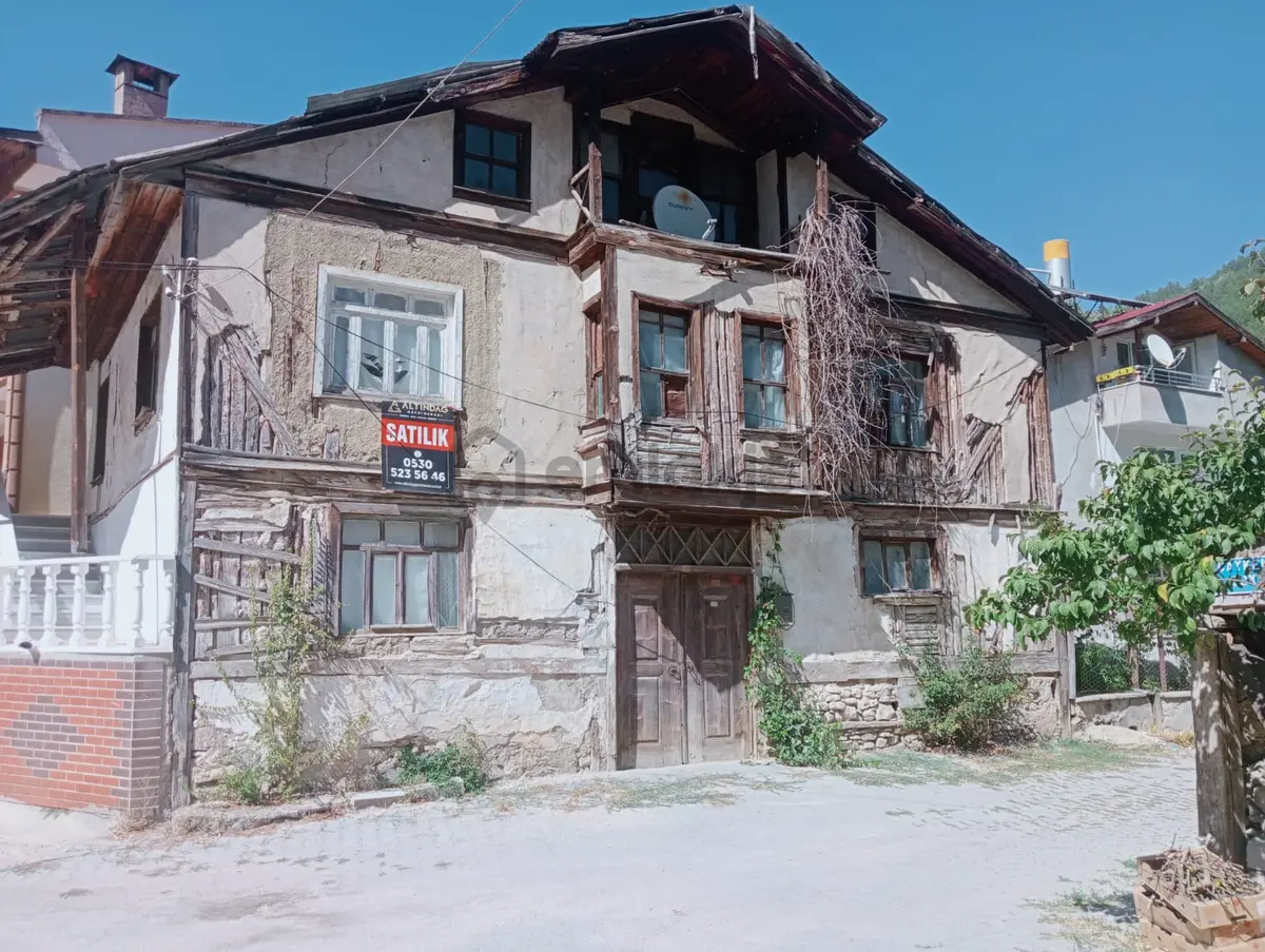 Mudurnu Hızırfakı Mh.de Müstakil 2 Katlı Ahşap Ev - 2