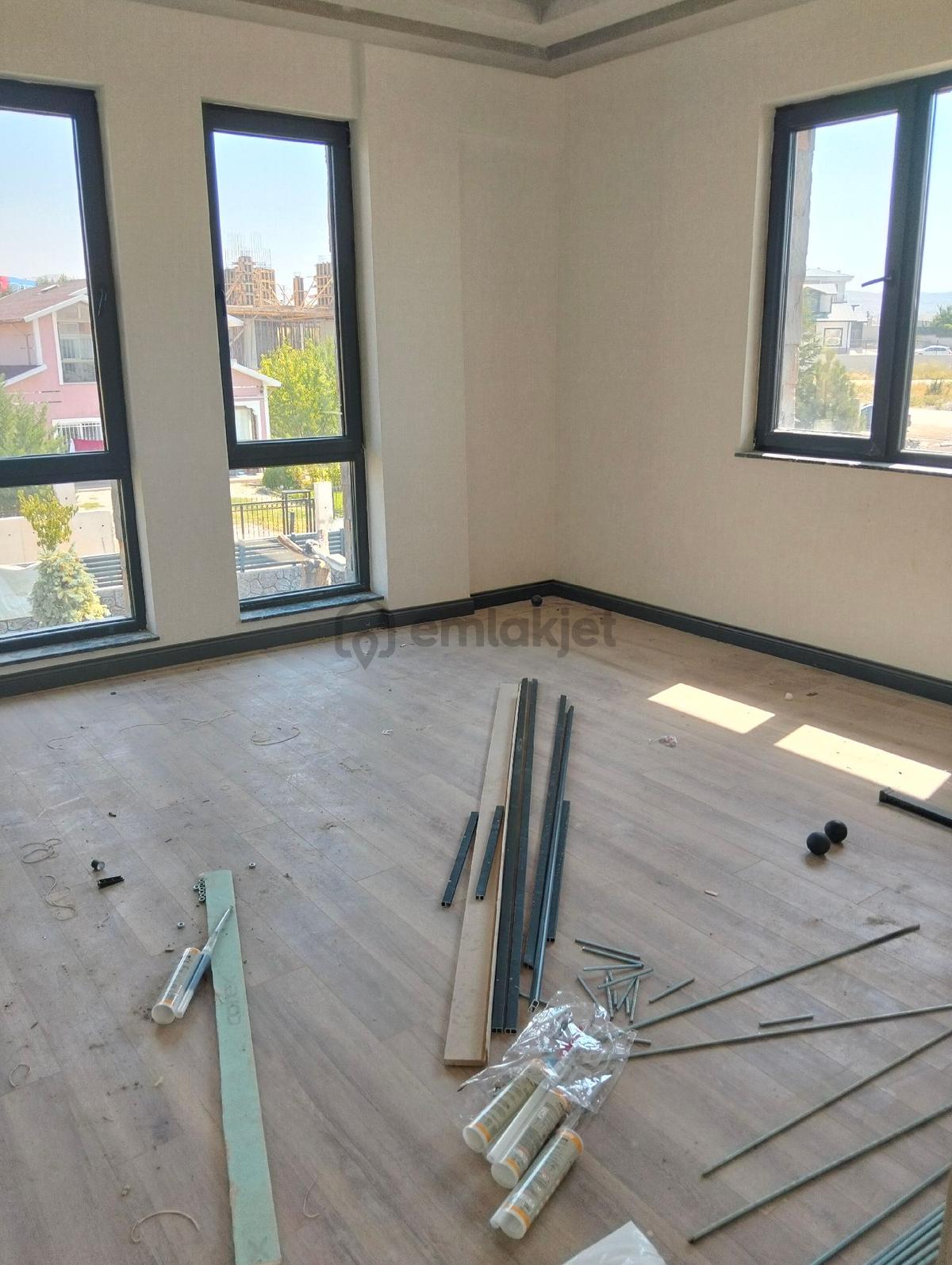 Gölbaşı Bahçelievler Mahallesinde Satılık Villa - 30