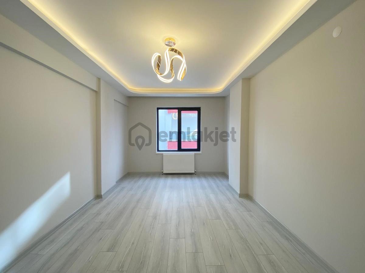 Hisarda Cadde Yakını Sıfır E.banyolu 3+1 3. Ara Kat !!! - 19