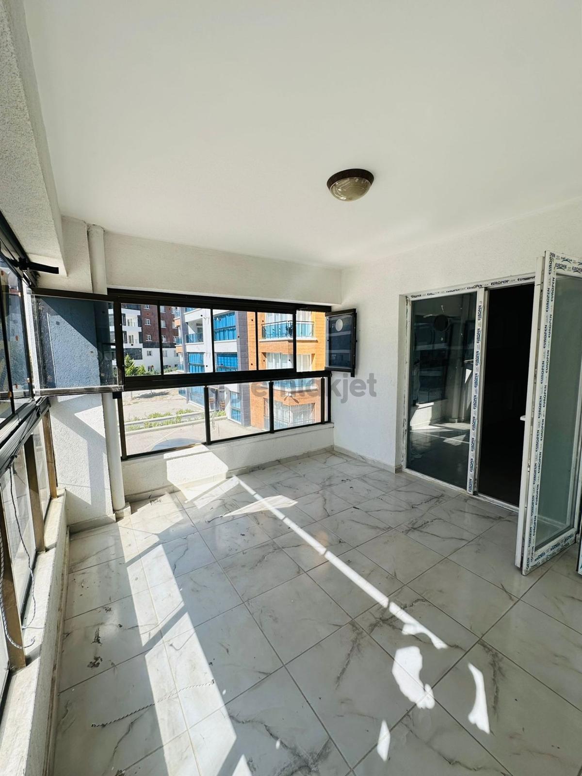 Başpınar'da E.banyolu Full Yapılı 3+1 Ara Kat Satılık Daire !! - 24