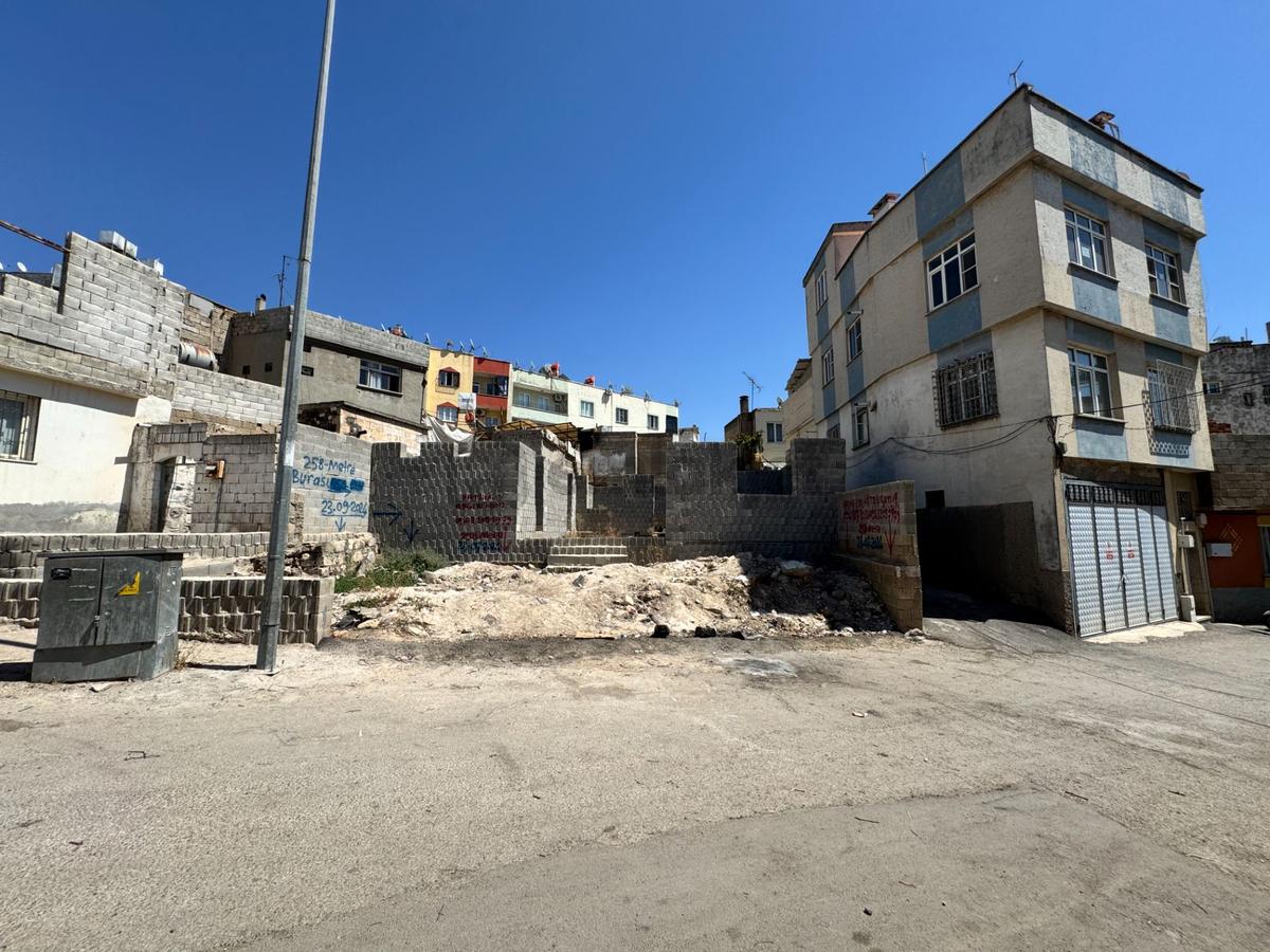 Babil Emlaktan Satılık Karataşta 258 M2 Konut İmarlı Arsa - 8