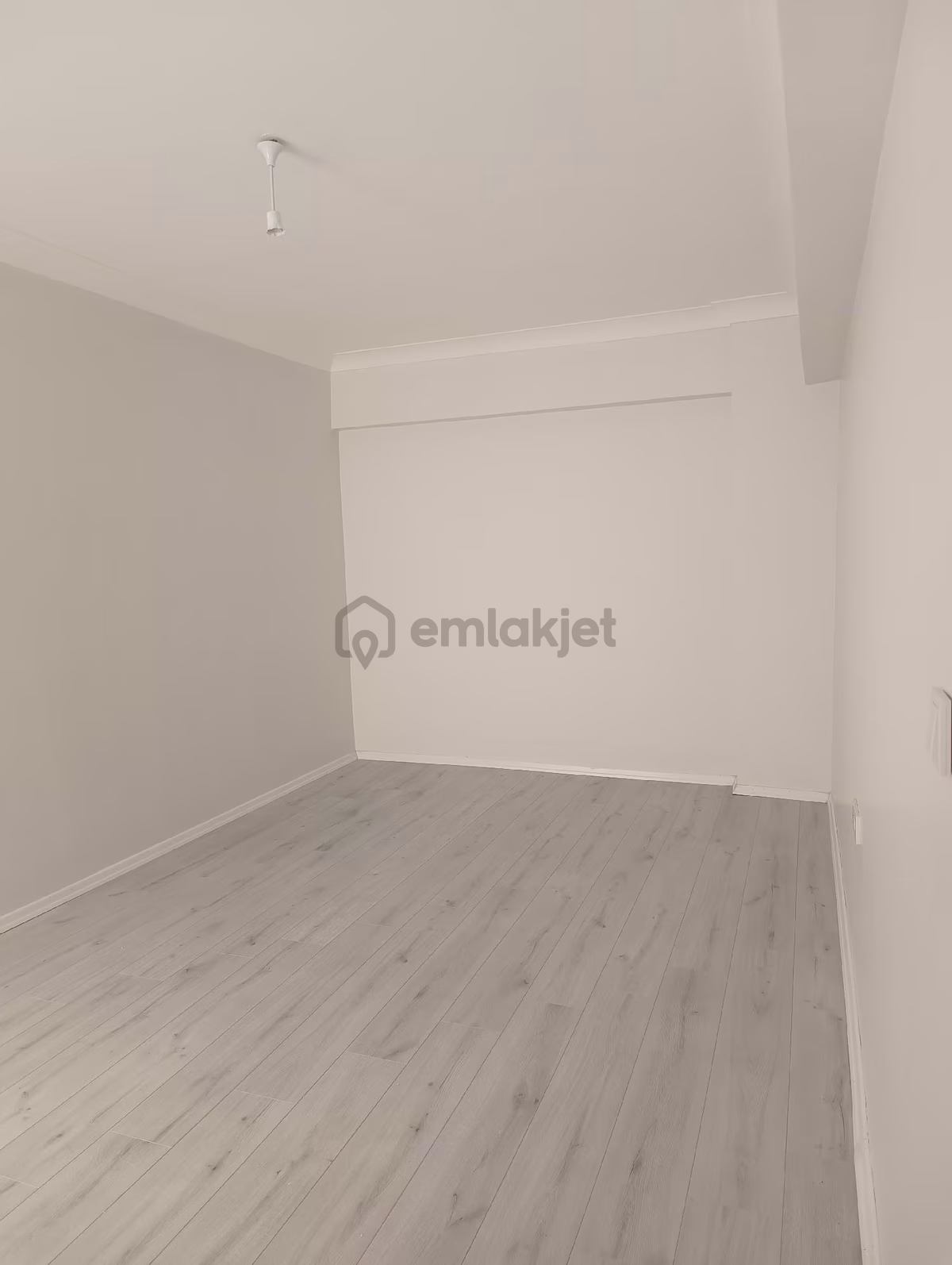 Segmenlerde 3+1 Ara Katta Göl Manzaralı Daire - 16