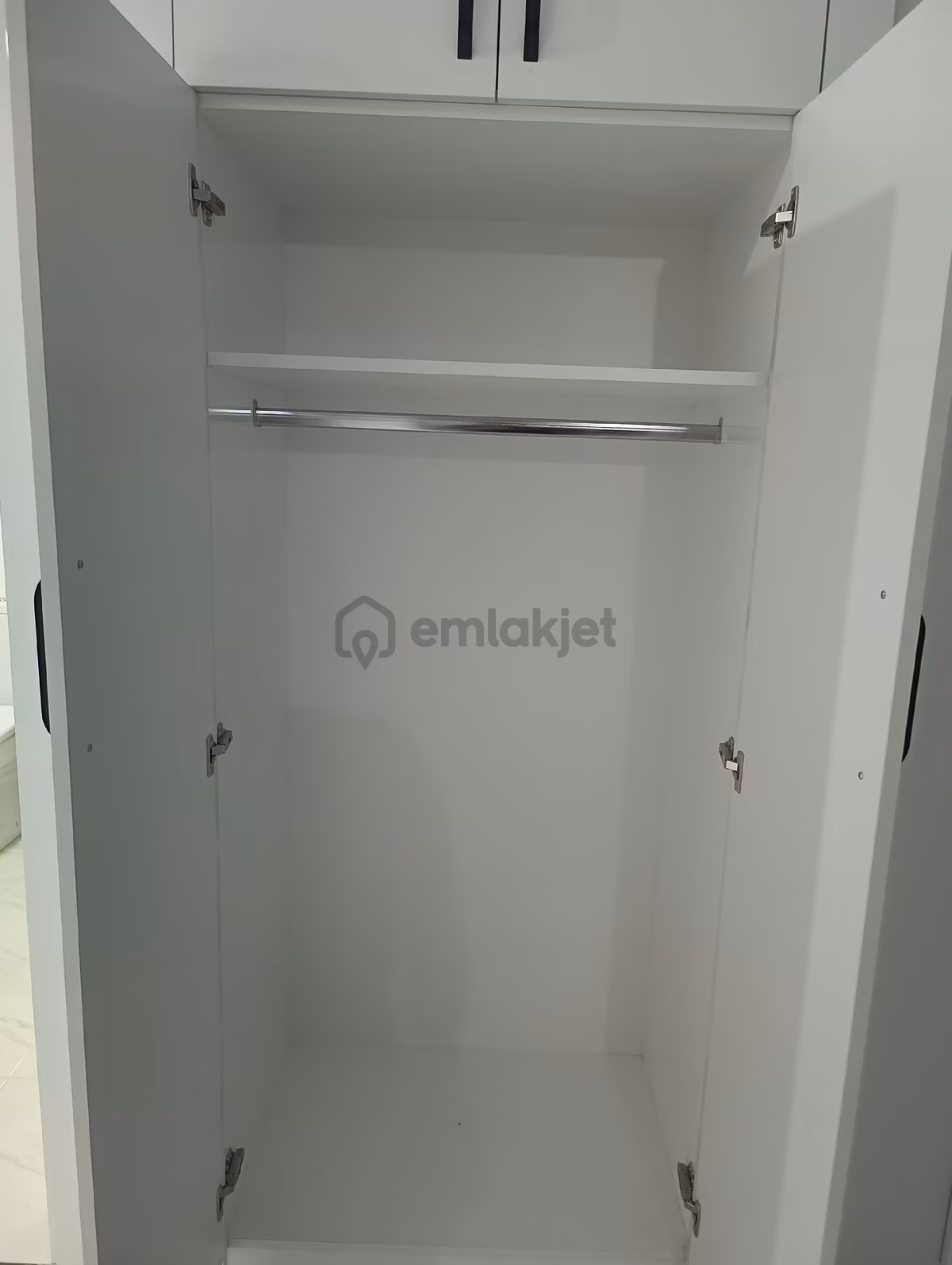 Segmenlerde 3+1 Ara Katta Göl Manzaralı Daire - 25