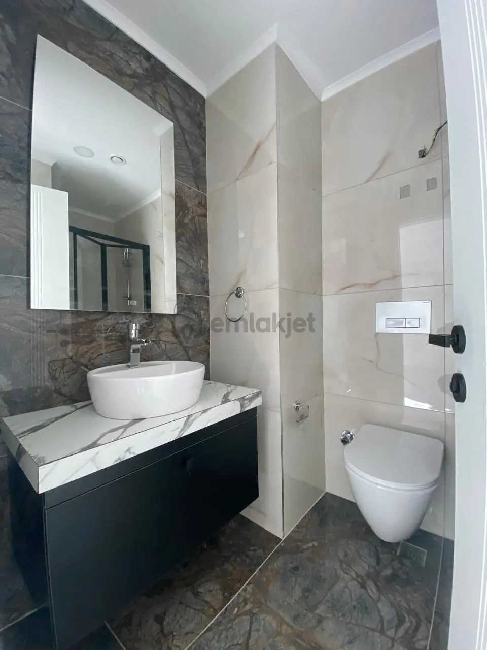 Alanya Mahmutlar Site İçerisinde 1+1 Satılık Daire - 8