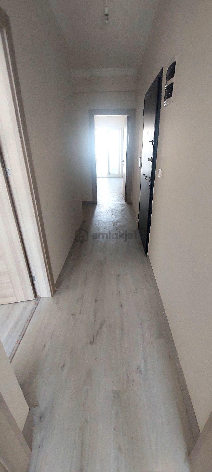 Davutlar Merkezde Satılık 3+1 Daire - 4