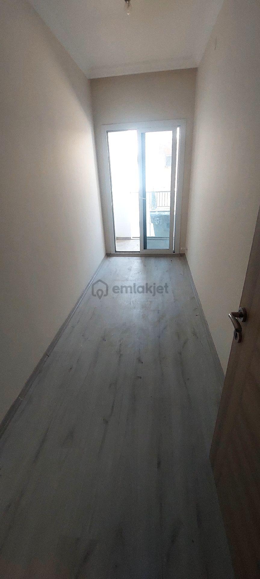 Davutlar Merkezde Satılık 3+1 Daire - 14