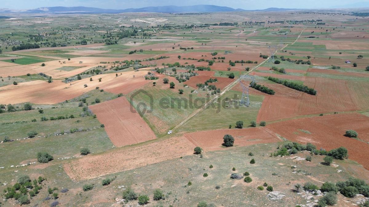 Akören Tülce De 2.344 M2 Müstakil Tapulu Tarla - 10
