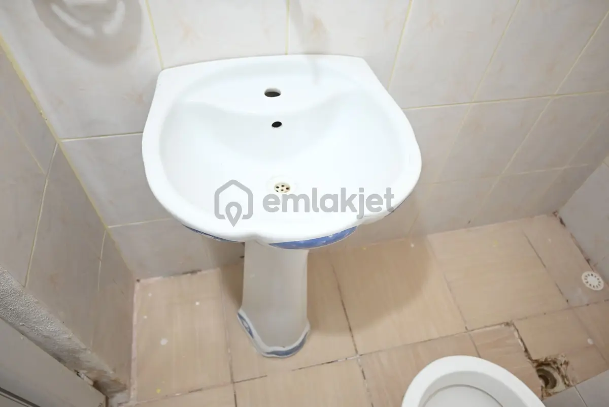 Mersin Çiftlikköyde 1+0 Eşyalı Kiralık Stüdyo Apart - 20