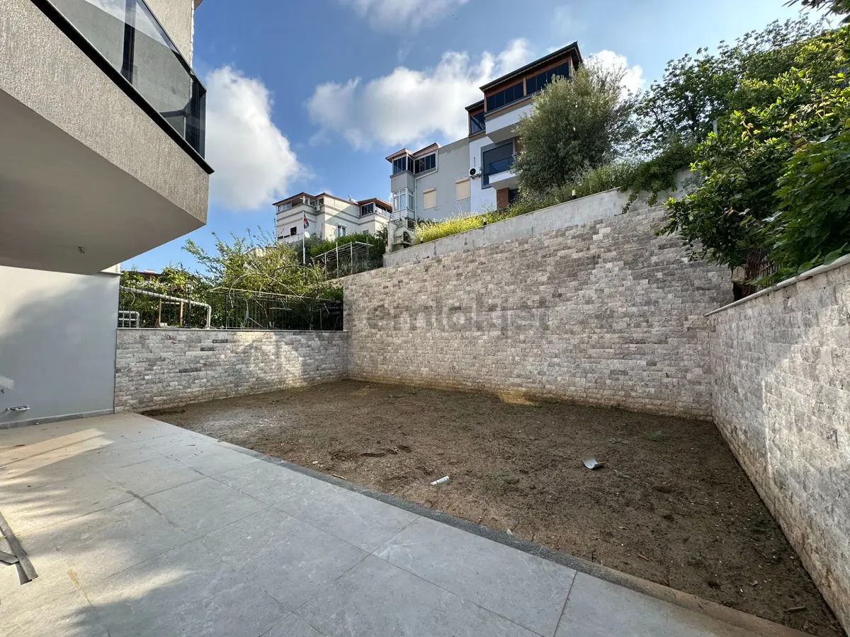 Seferihisar Ürkmez Merkezde Satılık Lüks 3 + 1 Dubleks Villa - 6