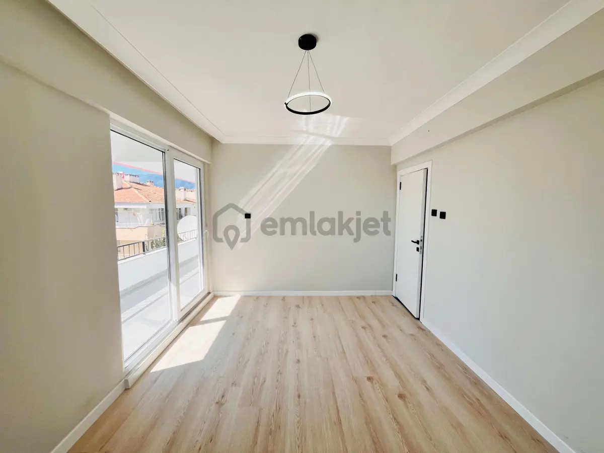 Parstan İkizçayda Ön Cephe Denize Yürüme Mesafesinde 2+1 Daire - 4