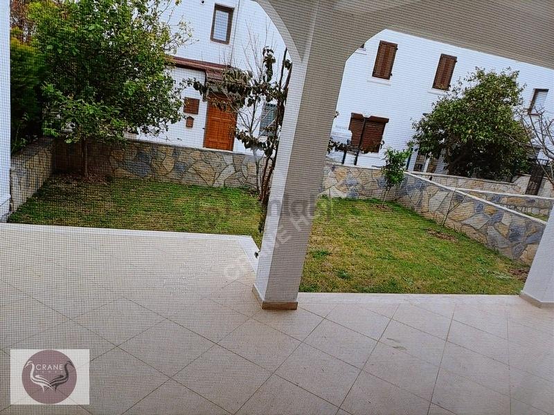 Yahşi Sitede 4+1 Plajlı Bahçeli Villa - 12