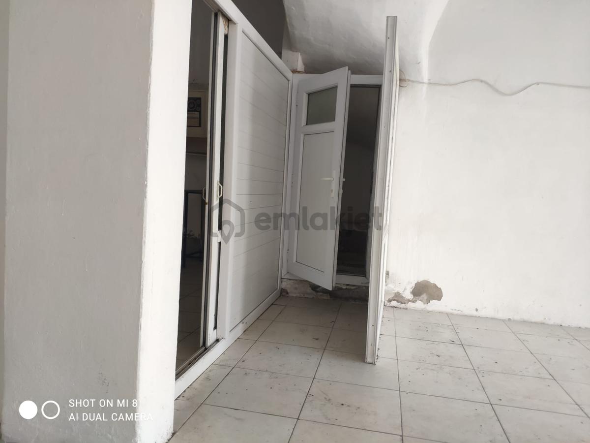 Zerek Petrol Yakını Satılık 90m2 İşyeri - 6