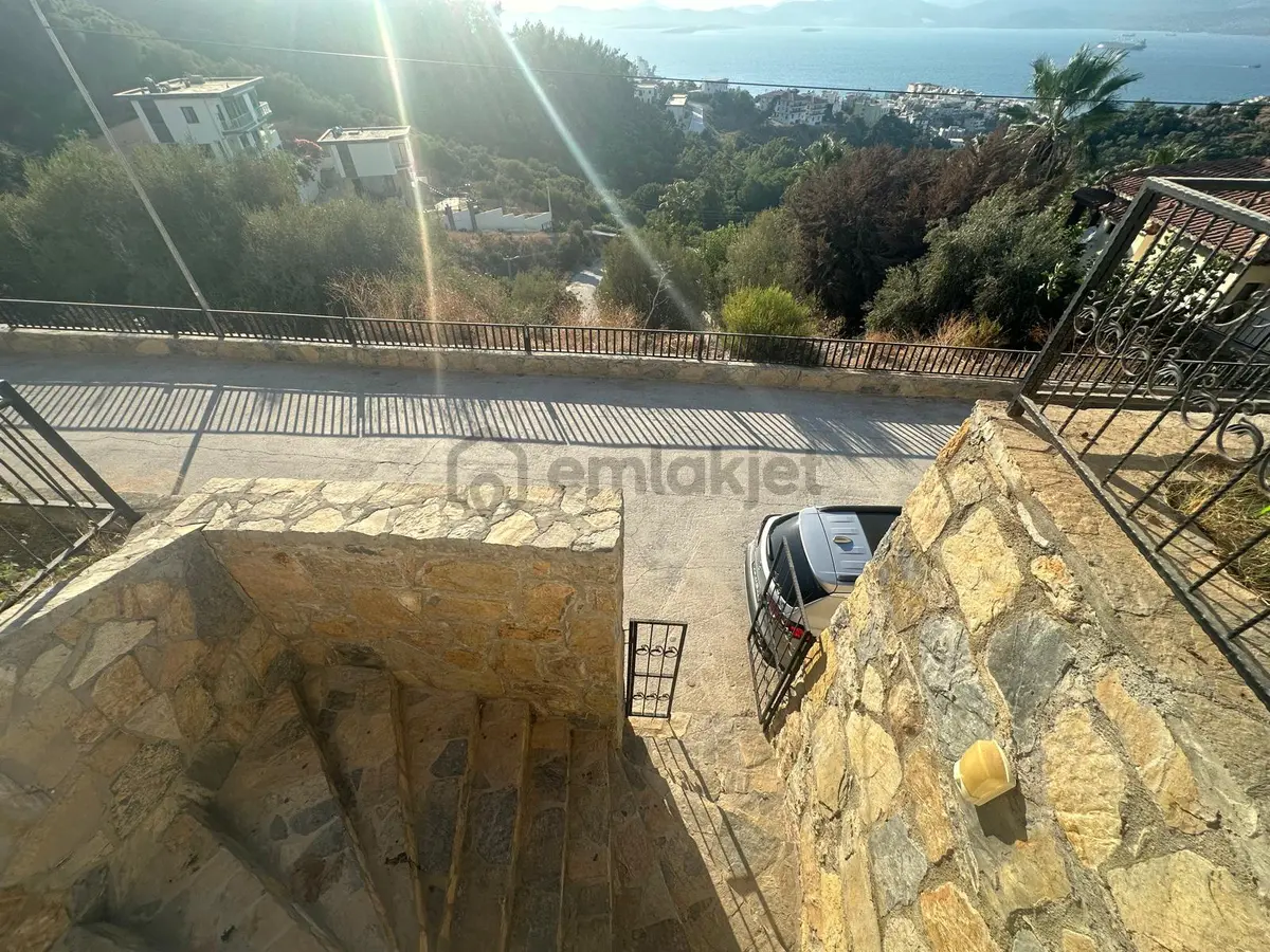 Sıla Emlak'tan Deniz Manzaralı Satılık Villa - 4