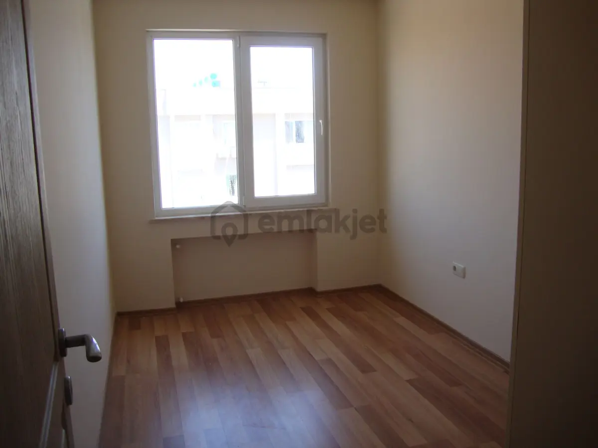 Antalya Konyaaltı Uncalıda Satılık Daire Lüks Sitede Havuzlu - 13