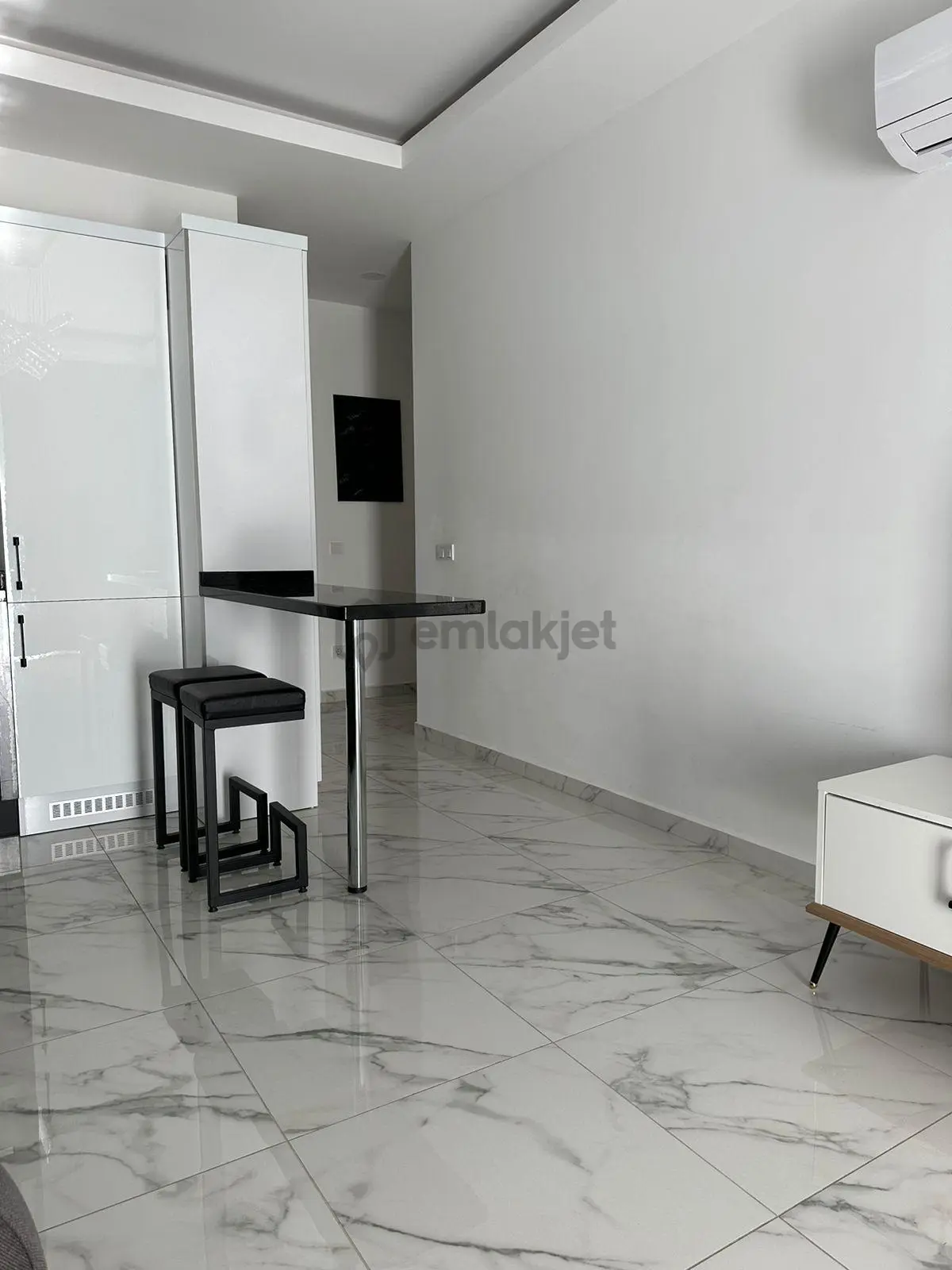 Acil Satılık Avsallarda 1+1 Daire - 5