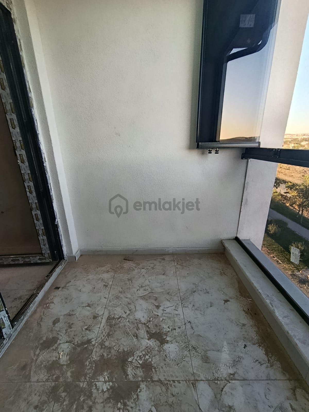 Çamlıca Mahallesi Birlik 2 Cadde Üstü Satılık 3+1 Daire - 3