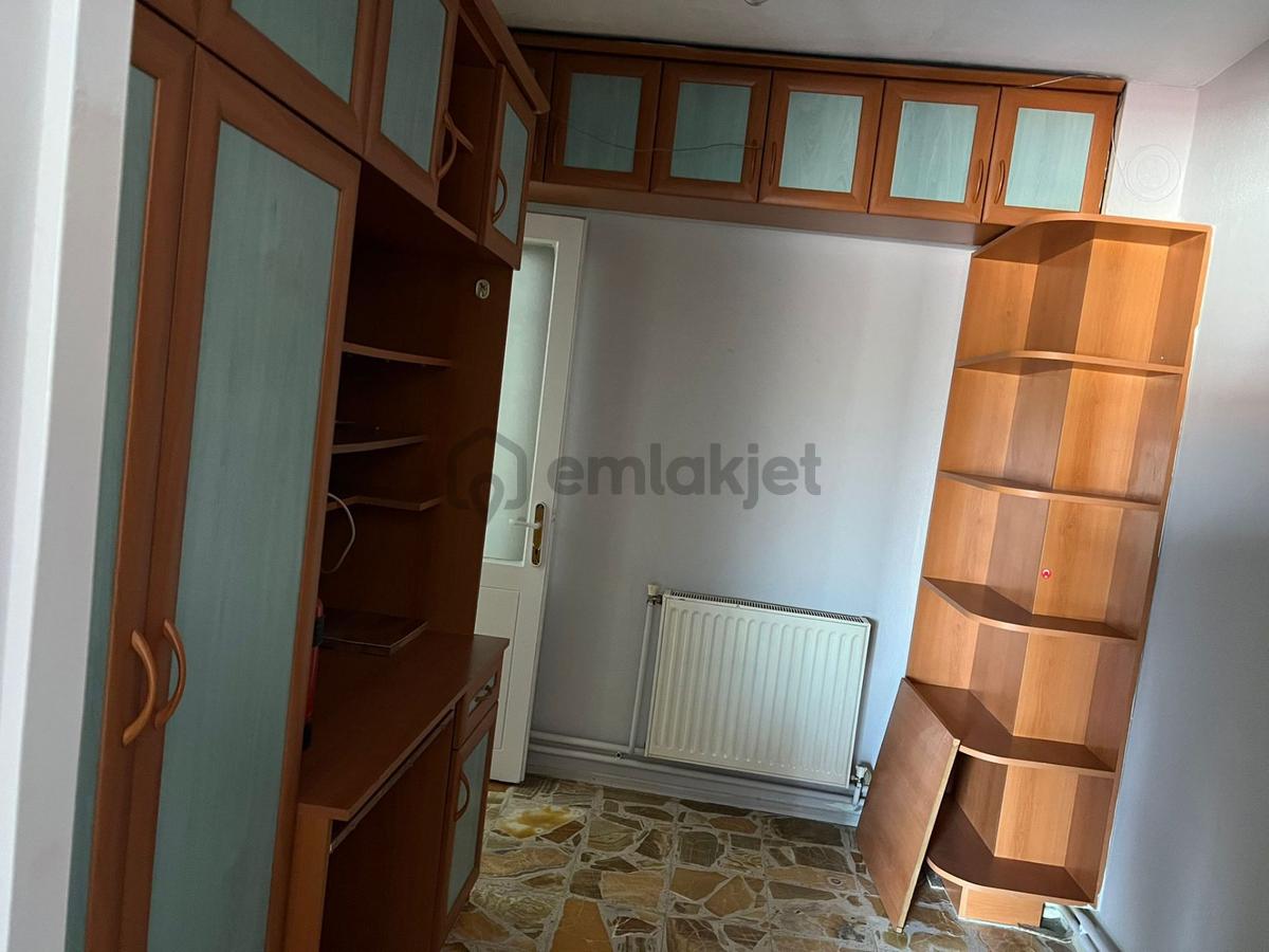Çarşı İçerisinde 3+1 Ara Kat Doğalgazlı Daire - 11
