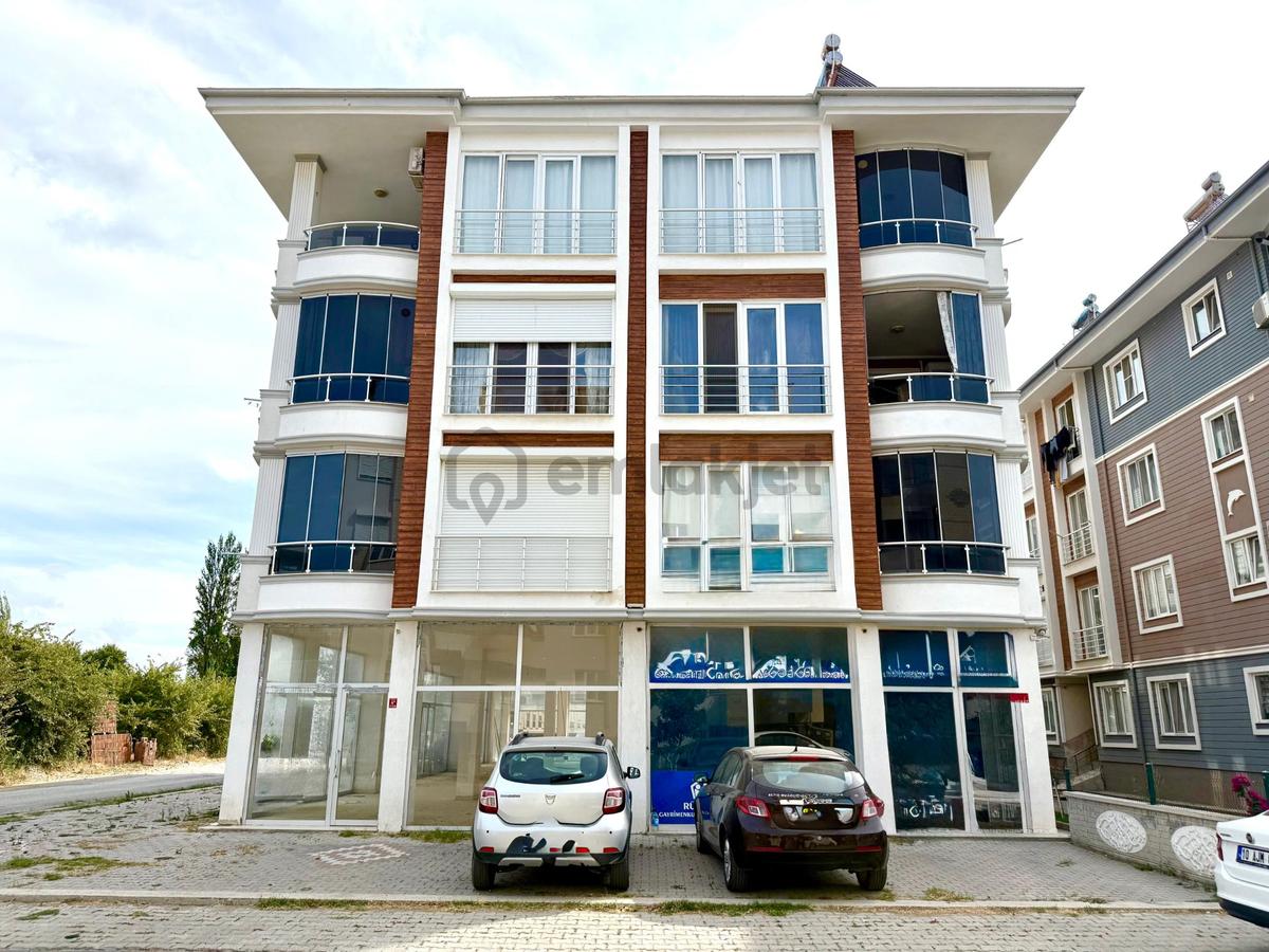 ▶ ▶akçay Körfez'den Ön Cephe Ara Kat Doğalgazlı 2+1 Satılık Daire