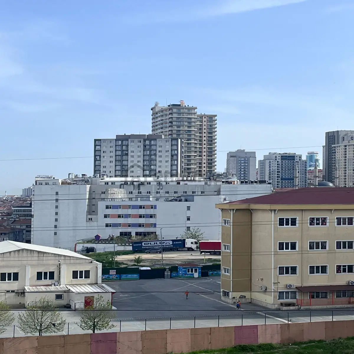 2+1 Site İçeridinde Merkezi Konumda Satılık Daire - 6