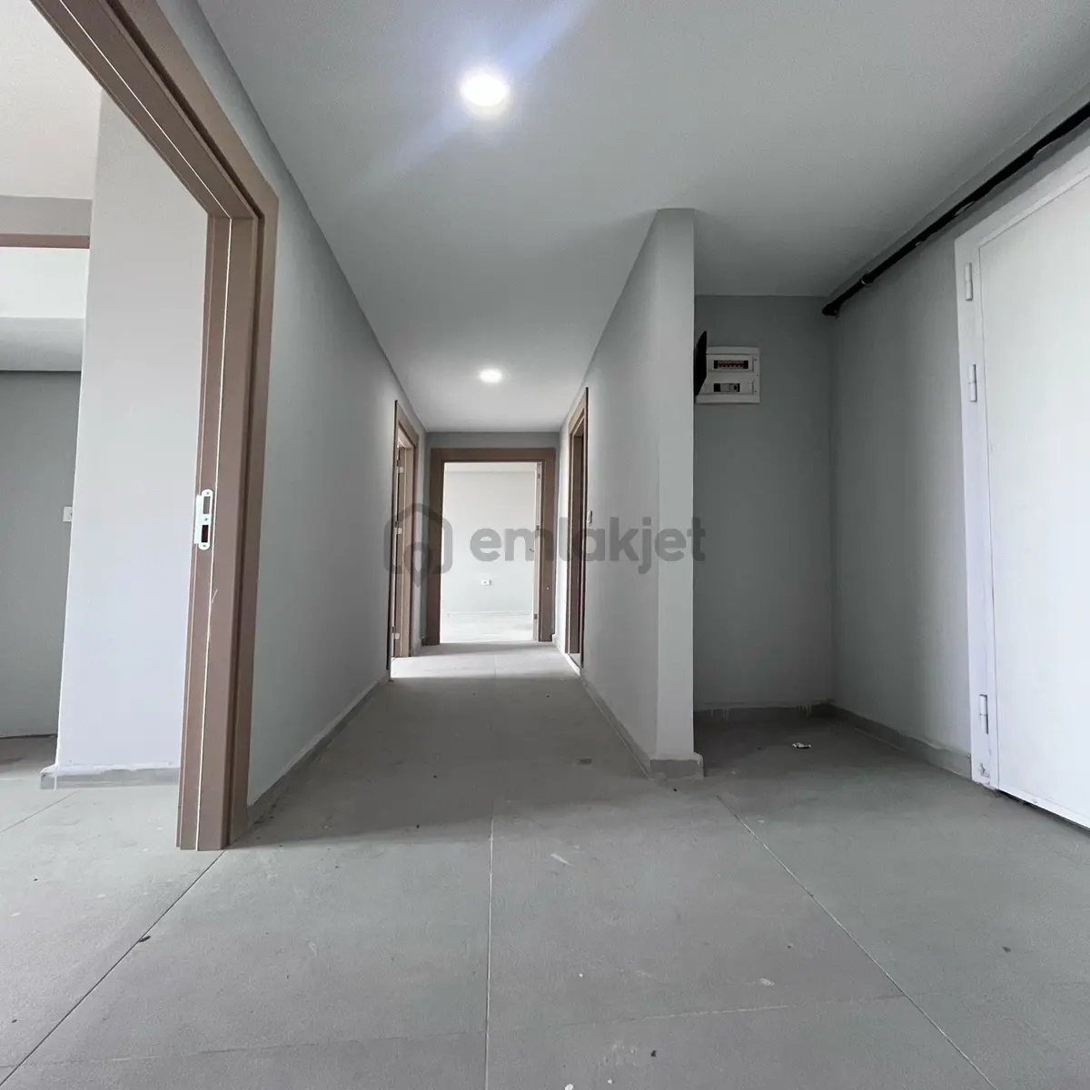 2+1 Site İçeridinde Merkezi Konumda Satılık Daire - 22