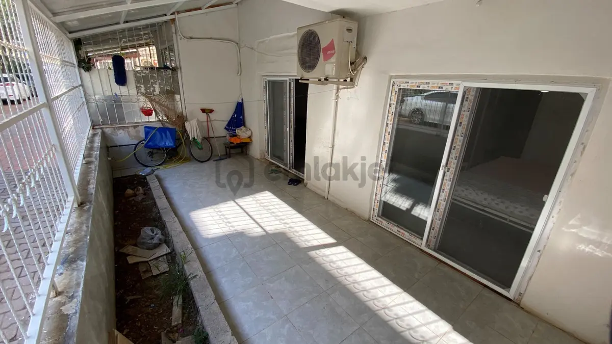 Kızkalesi'nde Eşyalı Satılık 1+1 Daire - 12
