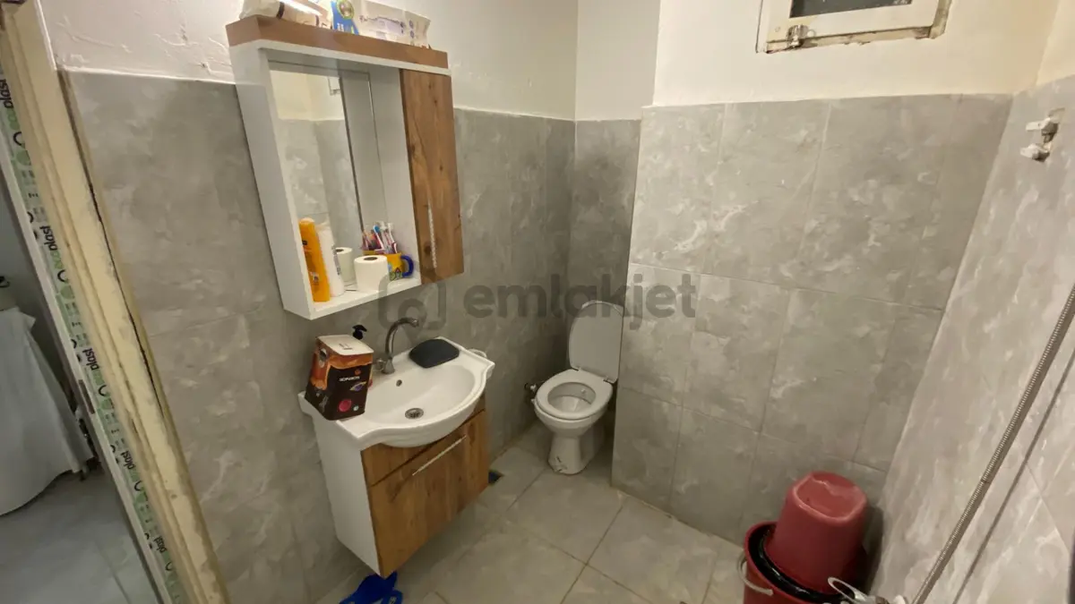 Kızkalesi'nde Eşyalı Satılık 1+1 Daire - 11