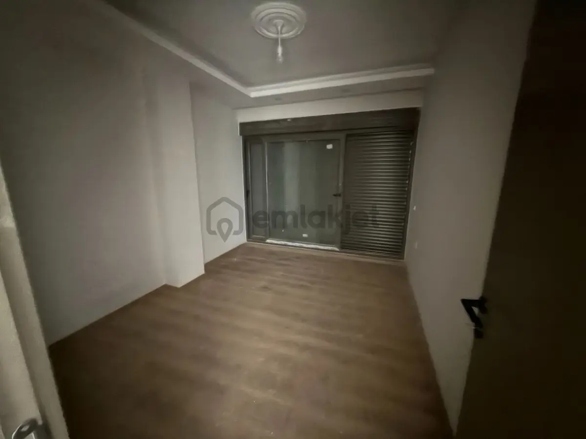 Hastaneye Yürüme Mesafesinde Katta Lüks 1+1 - 5