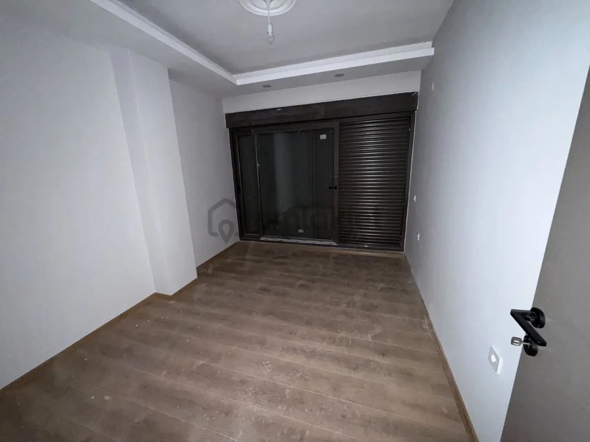 Hastaneye Yürüme Mesafesinde Katta Lüks 1+1 - 11