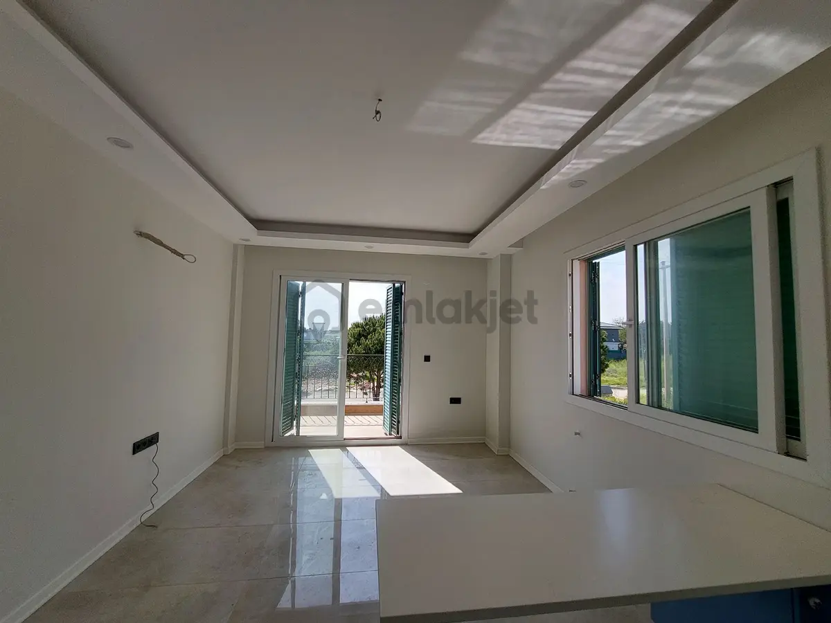 Denize 250m 2+1 Muhteşem Peyzaj Alanı Plaj Alanlı - 20