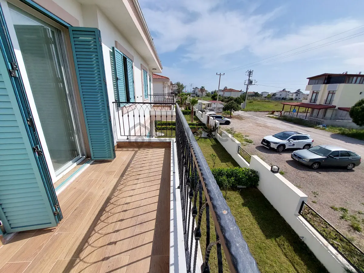 Denize 250m 2+1 Muhteşem Peyzaj Alanı Plaj Alanlı - 32