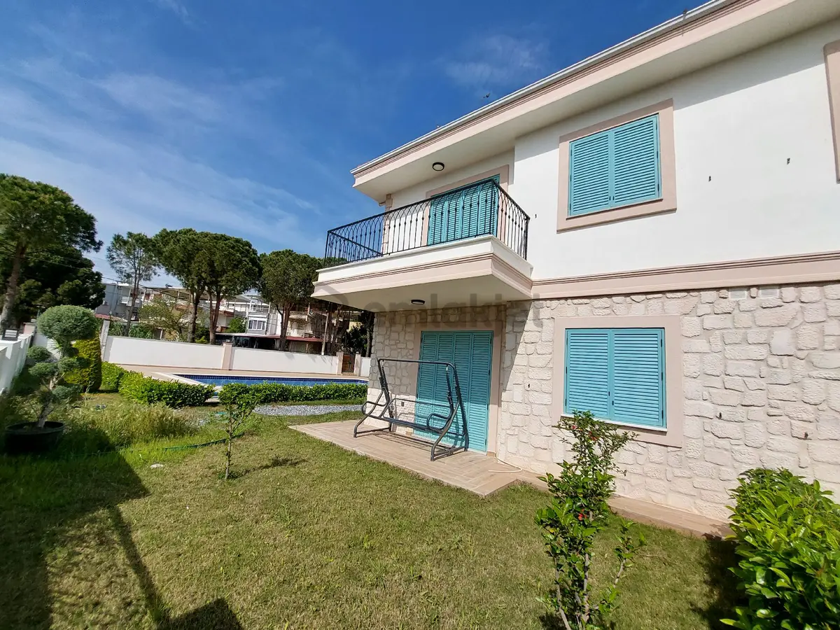 Denize 250m 2+1 Muhteşem Peyzaj Alanı Plaj Alanlı - 6
