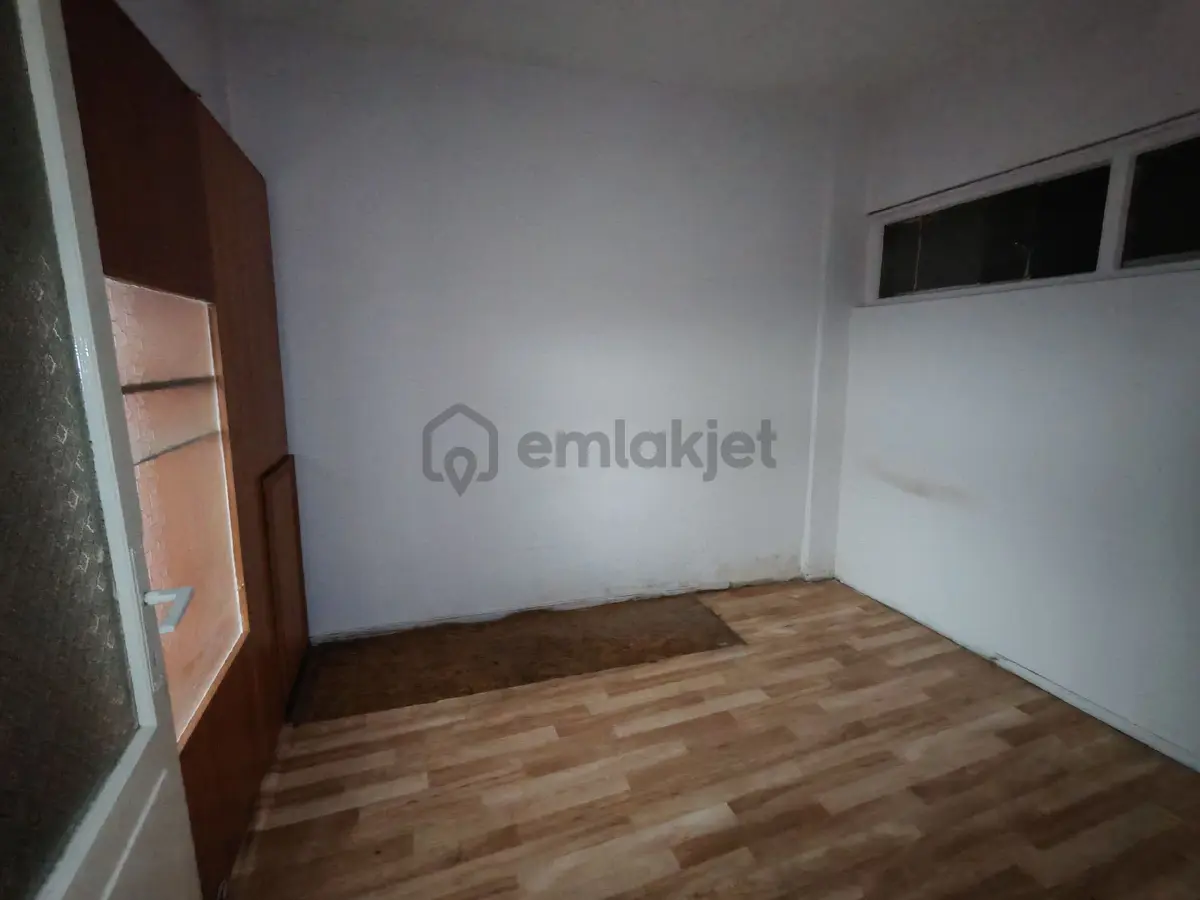 Barış Emlak'tan Karaağaç'ta Giriş Kat 2+1 Daire - 8