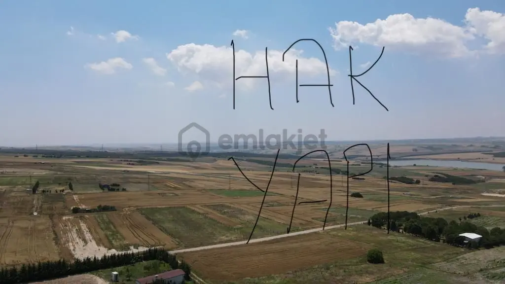 Emsallerinden Çok Uyguna Arsa - 4