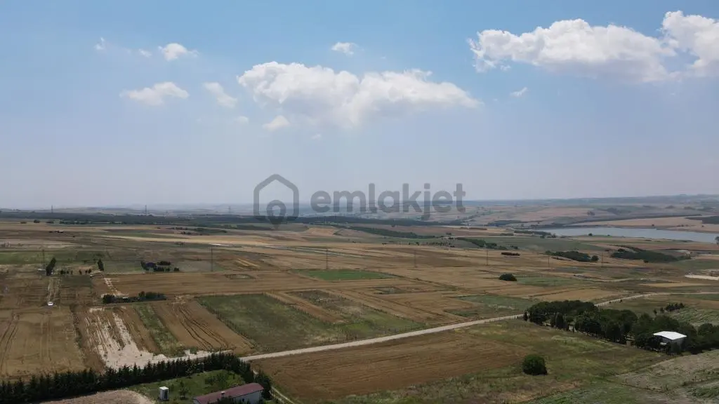Emsallerinden Çok Uyguna Arsa - 3