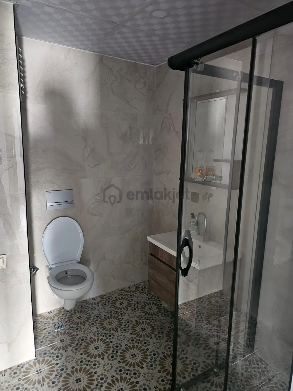 Hüsnükarakaş Mahallesi - 15