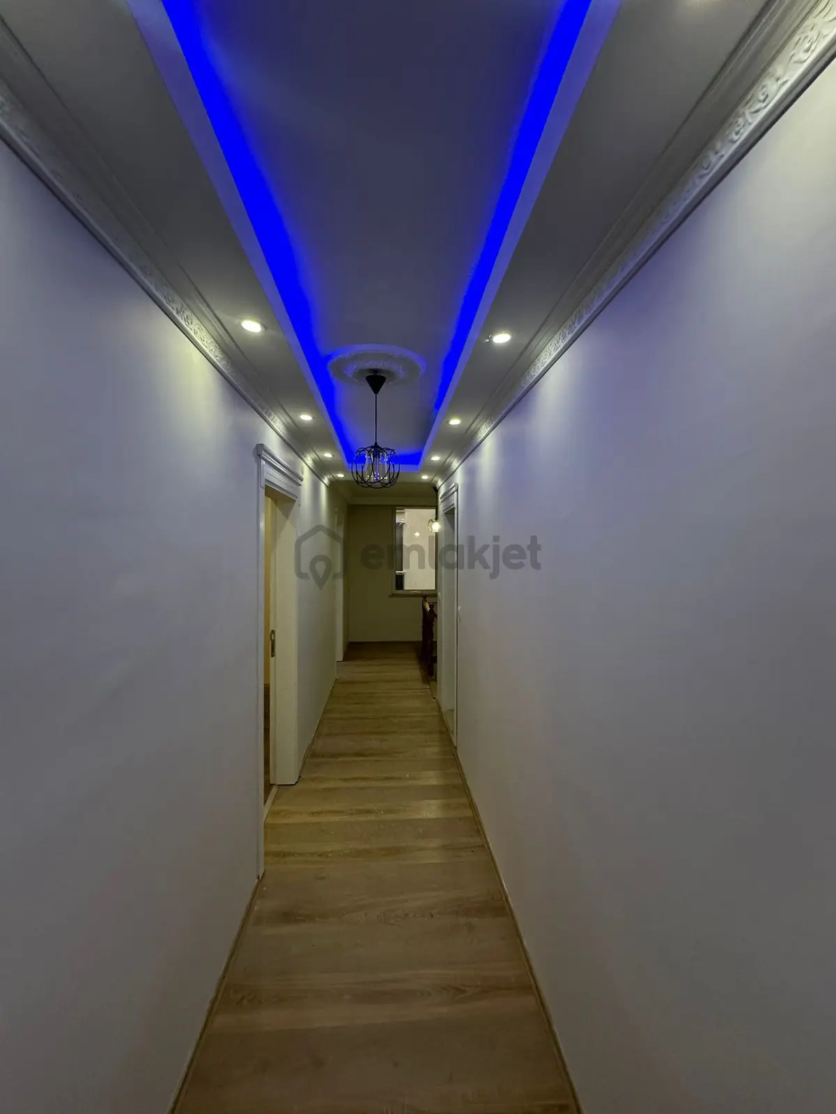 Alipaşa Mahallesinde Satılık 5+1 Dublex Geniş Daire - 20