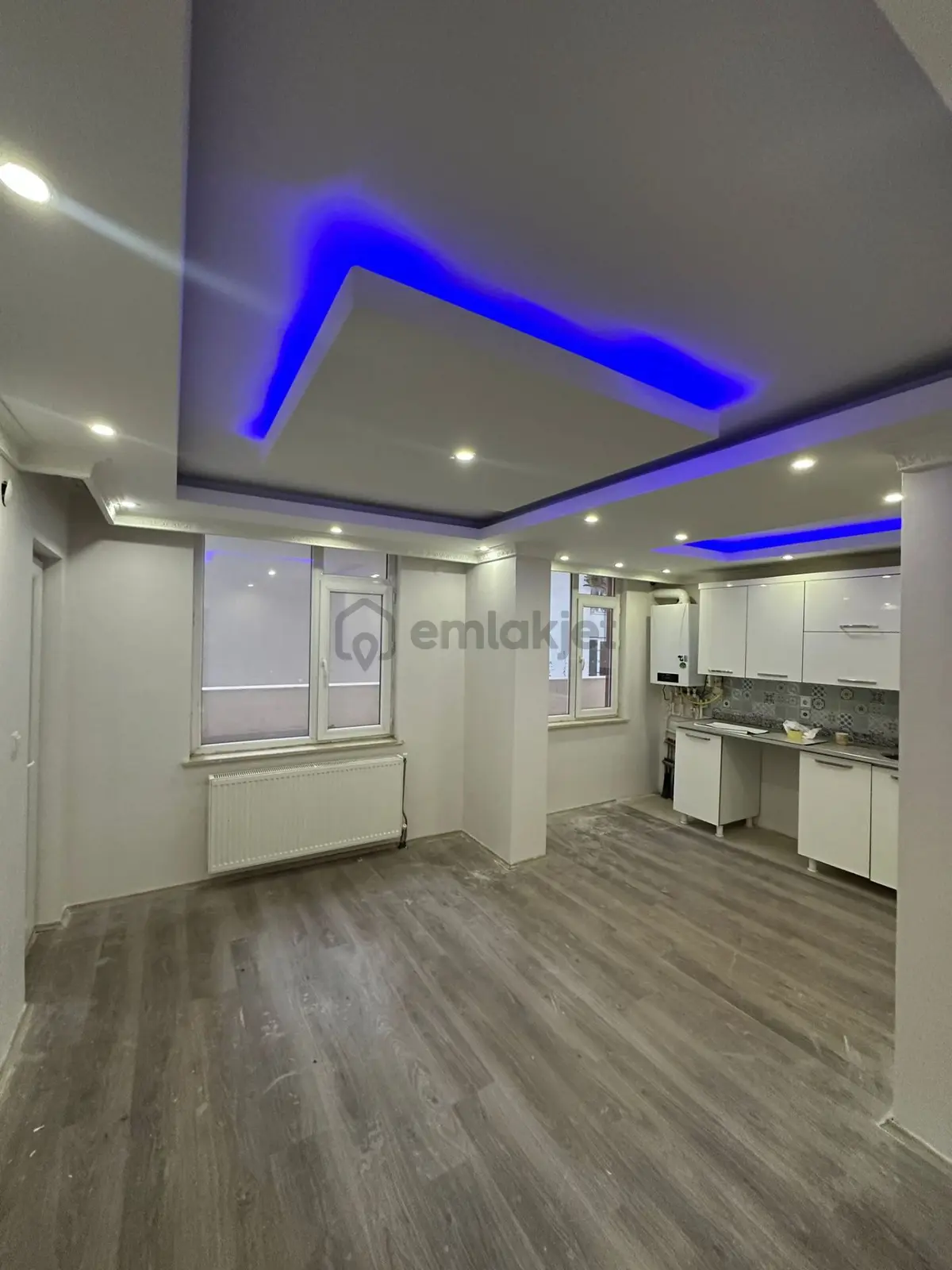 Alipaşa Mahallesinde Satılık 5+1 Dublex Geniş Daire - 7