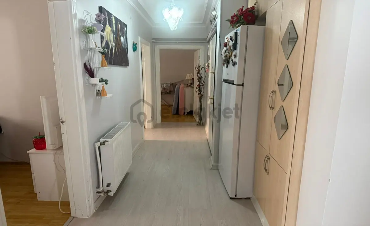 Kanuni Mahallesi'nde 3+1 Yapılı Daire! - 13