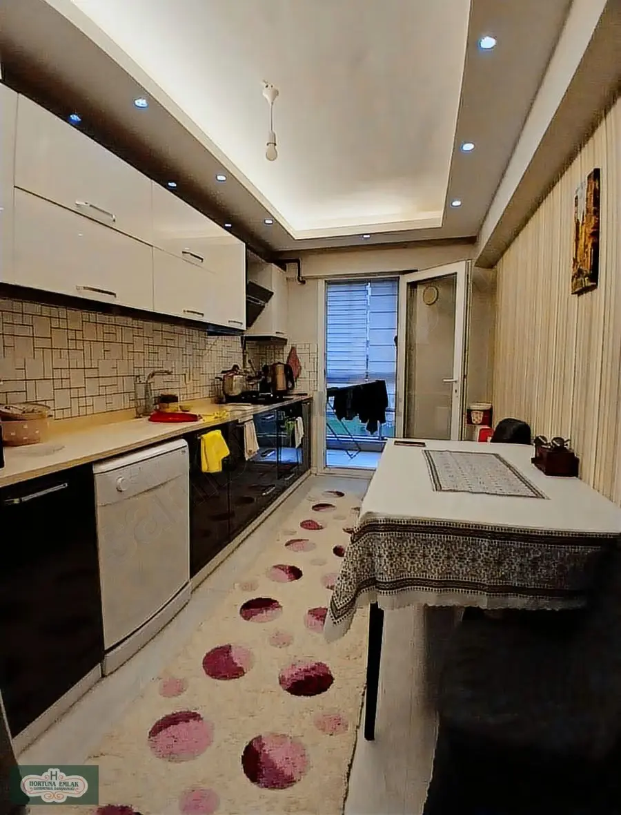İzmir Torbalı Mahallesinde Havuzlu Site Satılık Daire - 5