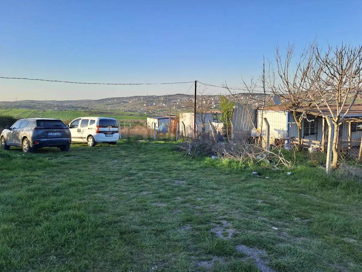 Satılık Bahçeli Ev 250 M2 - 25