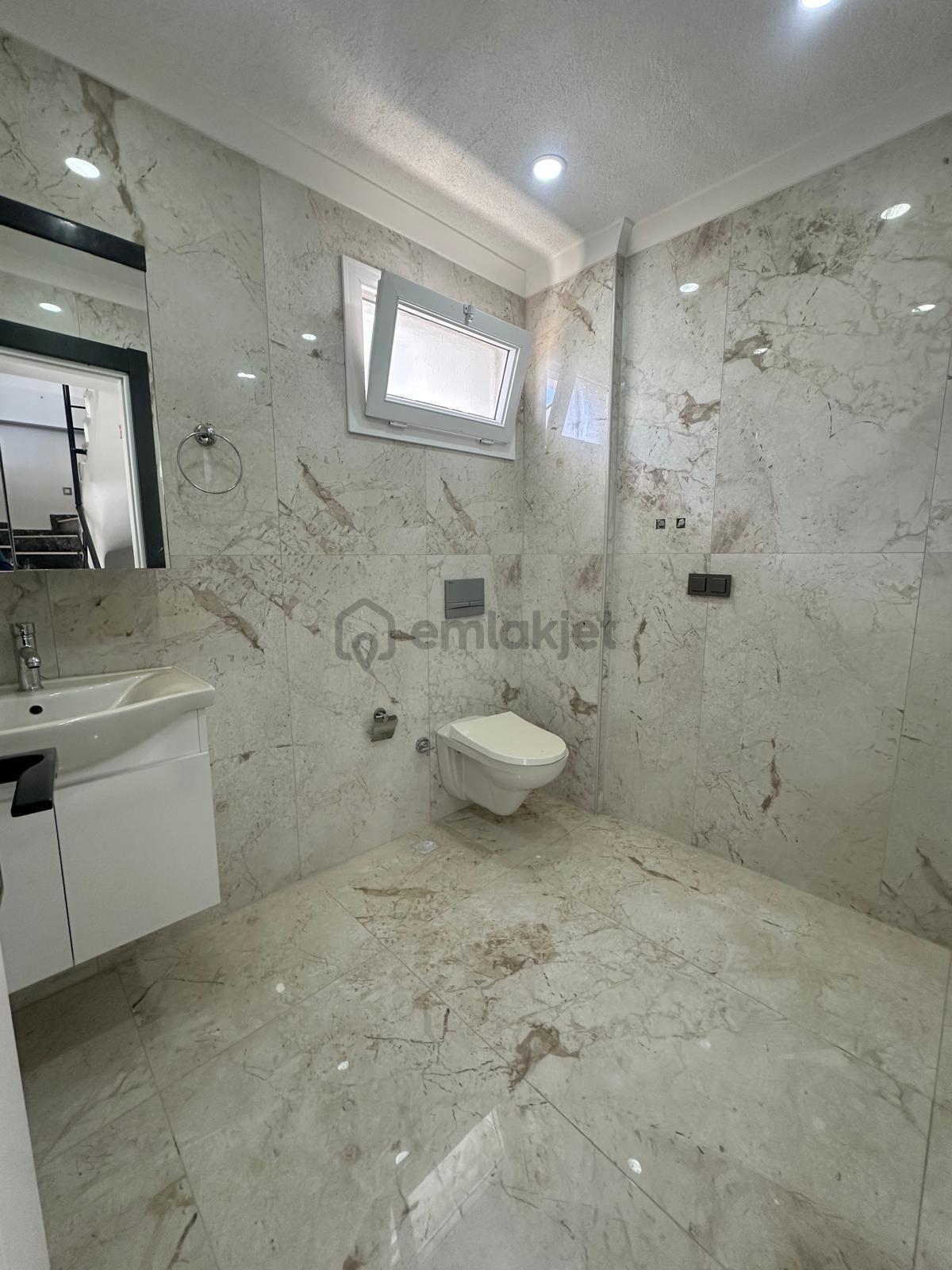 Didim Mavişehirde Sıfır 3+1 Villa - 14