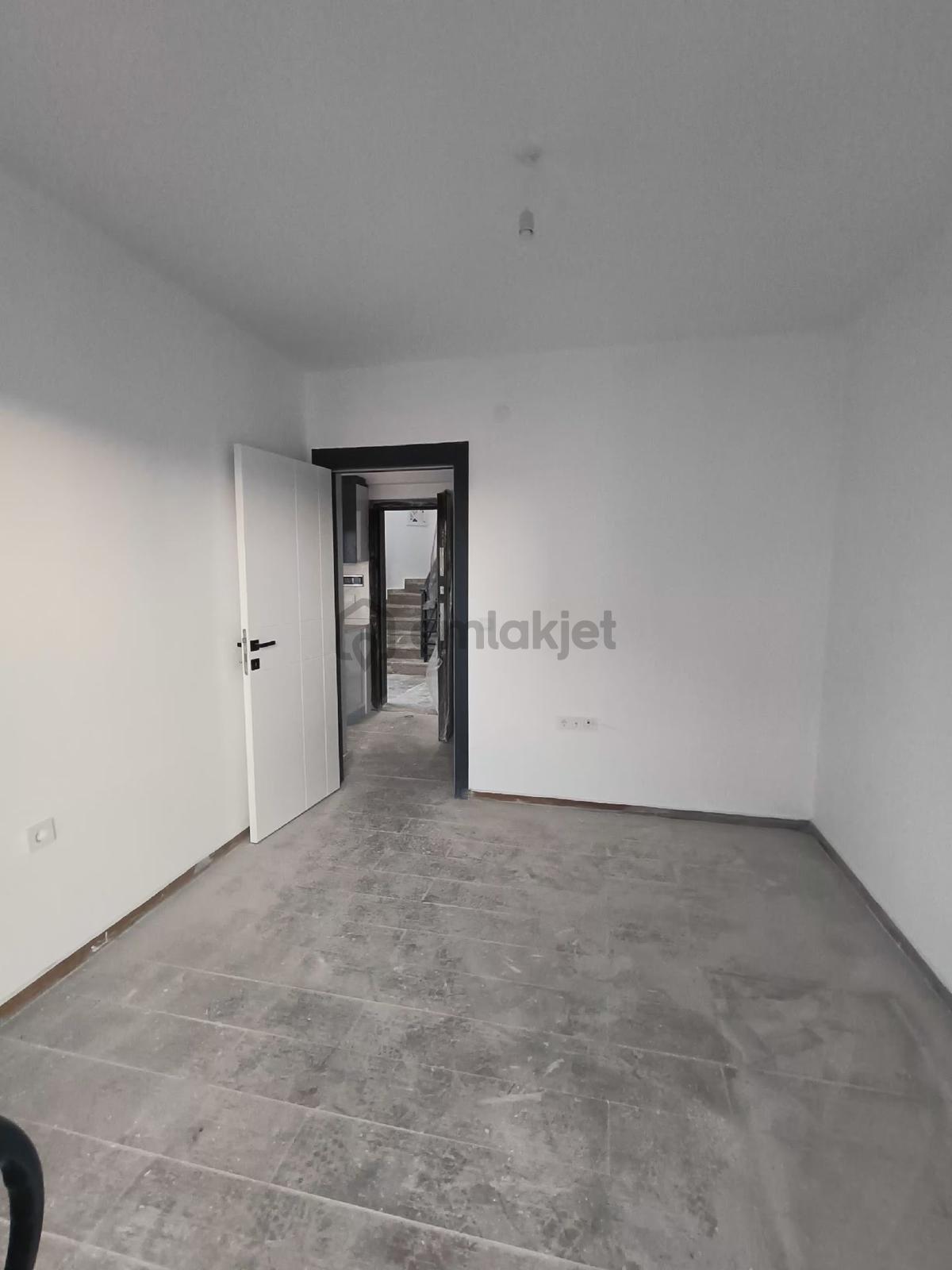 Örencik Mahallesi Ara Katta 1+1 Daire - 13