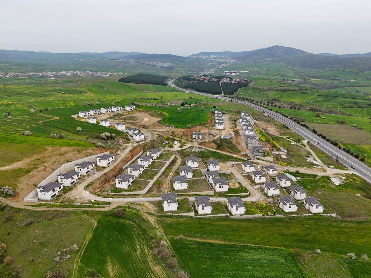 Balıkesir Karesi Naipli'de Satılık 4+1 252 M² Köşe Villa - 6