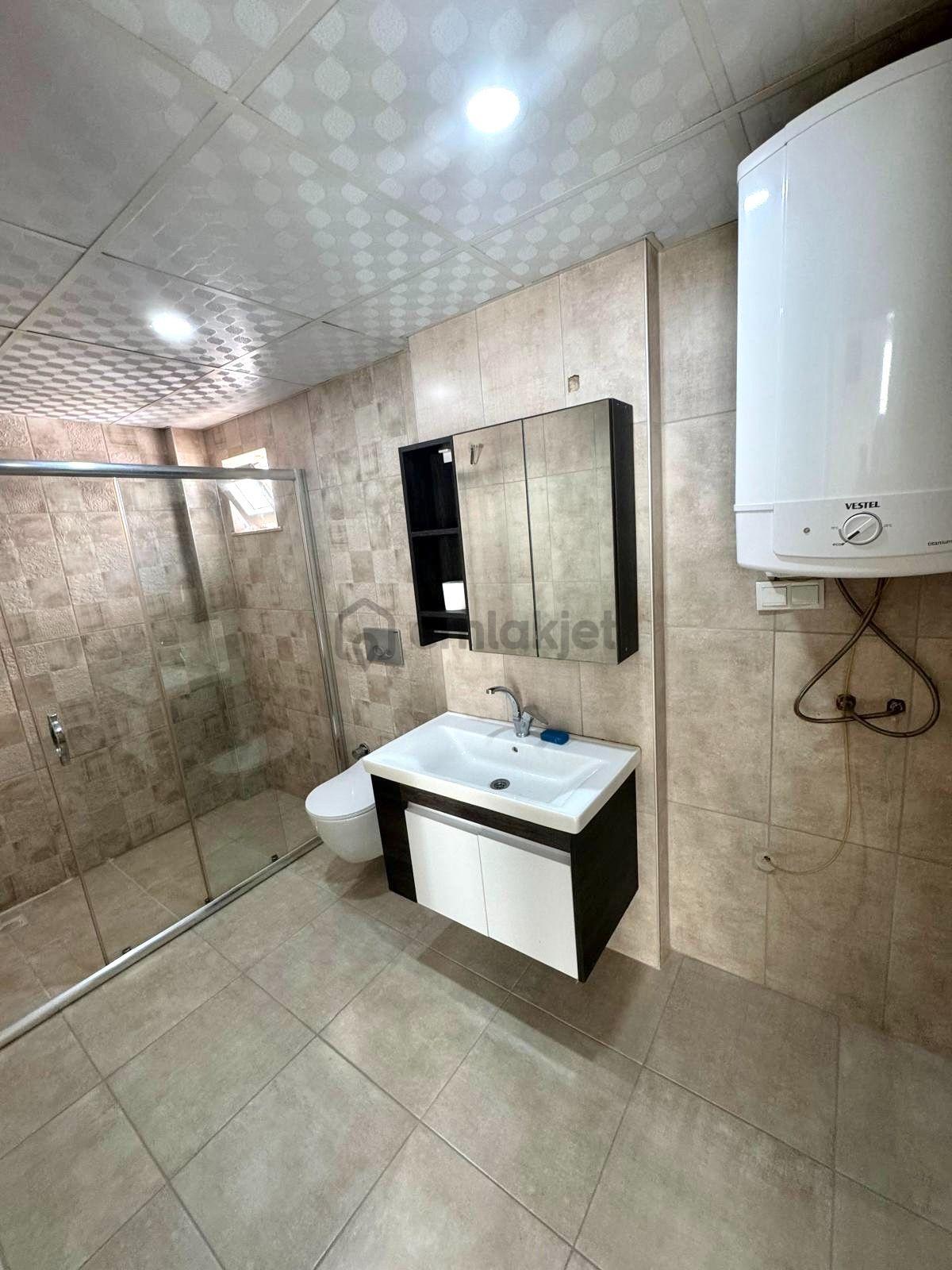 Meydankavağında Ebeveyn Banyolu Geniş Kullanışlı 3+1 Daire - 11