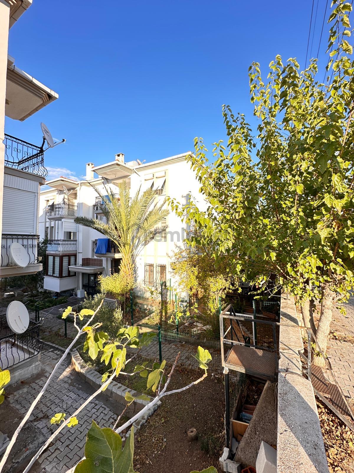 Eski Foçada Satılık Ara Kat Daire - 6