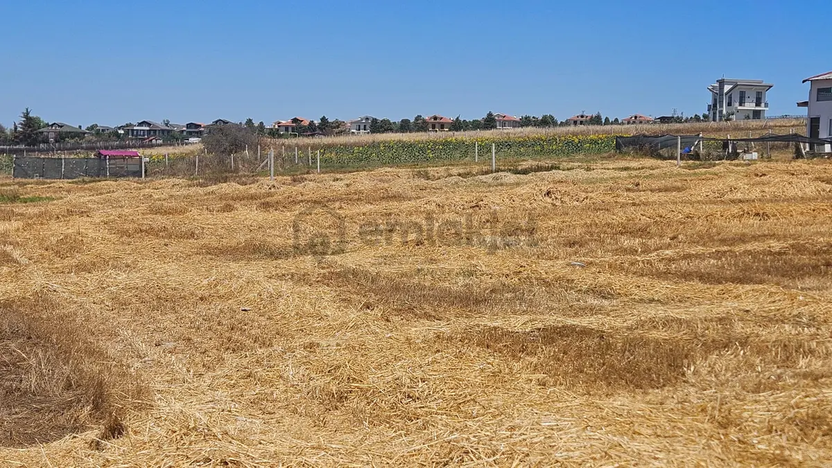 Silivri De Yatırımlık Fırsat Arsa - 12